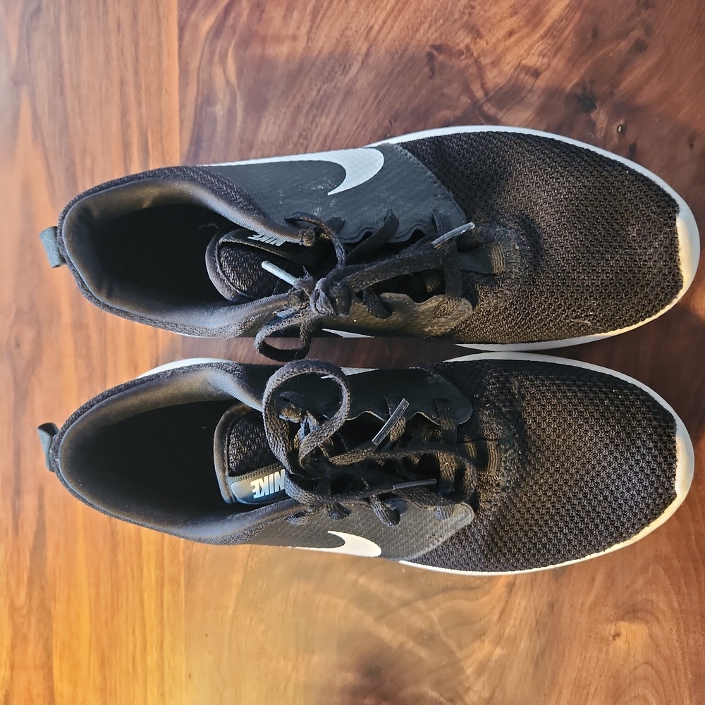Youth golf shoes 7.5